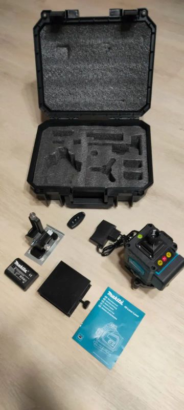 Лот: 22193115. Фото: 1. Лазерный уровень Makita MRG-16... Электроинструмент