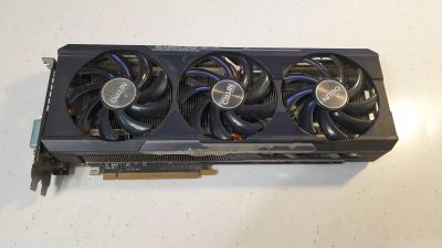 Лот: 17658807. Фото: 1. Видеокарта Sapphire Nitro R9 390X. Видеокарты