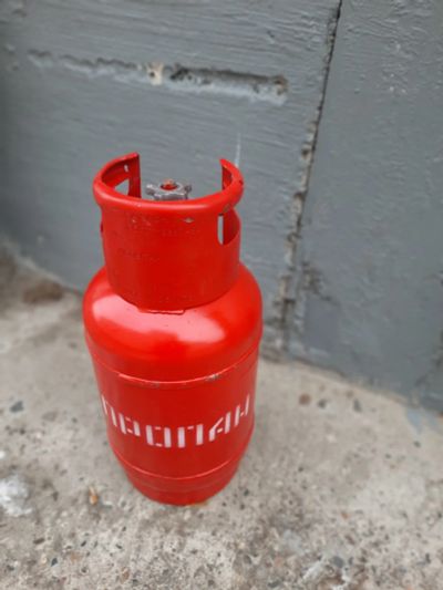 Лот: 17083648. Фото: 1. Баллон 12 л. Полный!. Баллоны, газ в баллонах