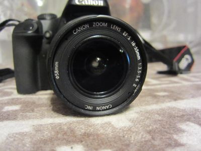 Лот: 6928779. Фото: 1. Canon DS126191 не рабочий + сумка... Цифровые зеркальные