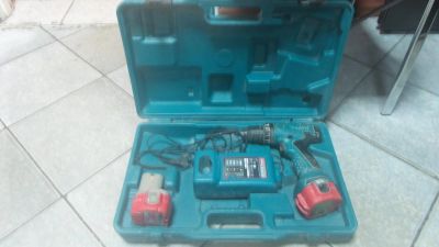 Лот: 4691464. Фото: 1. Продам шуруповерт Makita 6271D... Электроинструмент