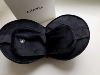 Лот: 25128422. Фото: 1. Chanel маска для сна с подушкой... Другое (аксессуары)