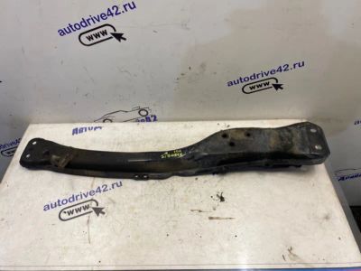 Лот: 21713608. Фото: 1. балка продольная под ДВС Toyota... Двигатель и элементы двигателя