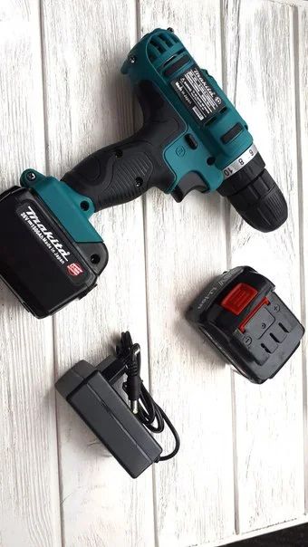 Лот: 11296919. Фото: 1. Шуруповерт Makita 21 вт. Электроинструмент