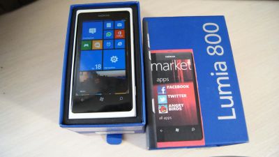 Лот: 4216193. Фото: 1. Nokia Lumia 800. Смартфоны