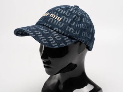 Лот: 24974549. Фото: 1. Кепка Miu Miu. Шарфы, платки
