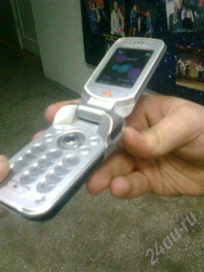 Лот: 681530. Фото: 1. Sony Ericsson w300i. Кнопочные мобильные телефоны
