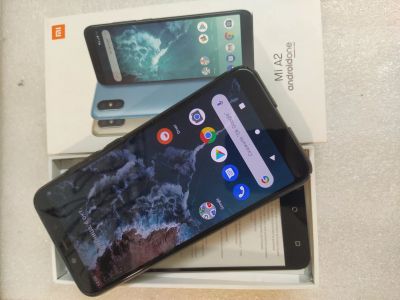 Лот: 14753487. Фото: 1. Xiaomi mi A2. Смартфоны