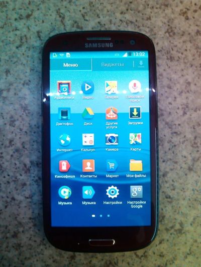 Лот: 6759369. Фото: 1. Samsung i9300. Смартфоны
