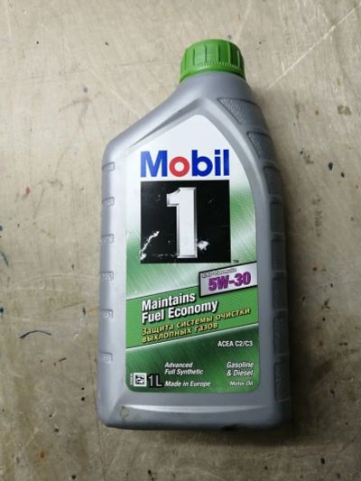 Лот: 16880206. Фото: 1. Масло Mobil 1 ESP Formula 5w30... Масла, жидкости