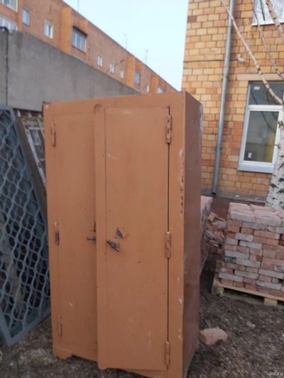 Лот: 15771146. Фото: 1. Сейфовый шкаф. Сейфы, металлические шкафы