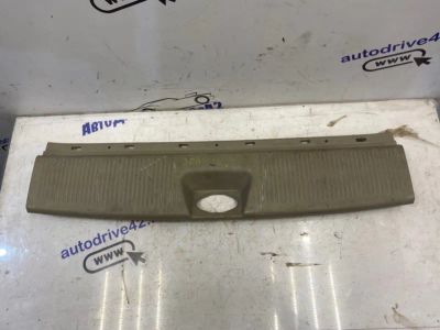 Лот: 21713538. Фото: 1. накладка замка багажника Kia Sorento... Кузов