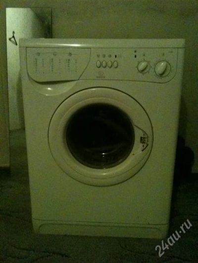 Лот: 823175. Фото: 1. Машинка INDESIT. Стиральные машины