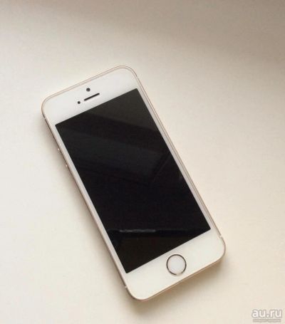 Лот: 8801018. Фото: 1. iPhone 5s 16g gold. Смартфоны