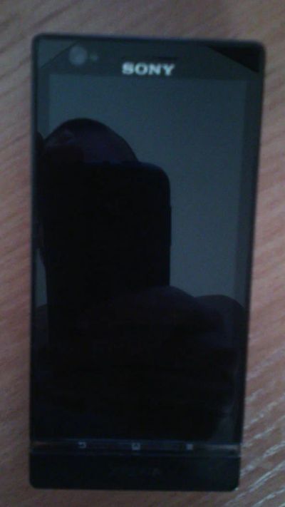 Лот: 6724879. Фото: 1. Sony Xperia P 16 Gb в хорошем... Смартфоны