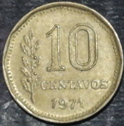 Лот: 19975512. Фото: 1. Экзотика с рубля (21017) Аргентина. Остальные страны