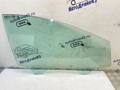 Лот: 25305426. Фото: 1. стекло боковое Ford Focus CB8. Двигатель и элементы двигателя