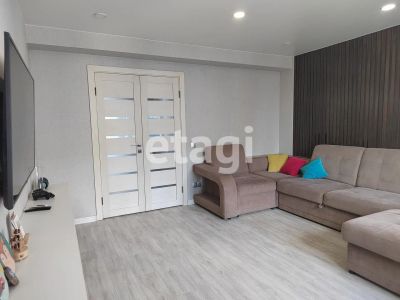 Лот: 25289334. Фото: 1. 3-комн. квартира , Красноярск... Квартиры, студии