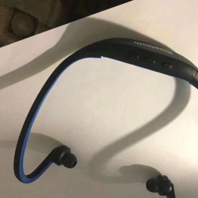 Лот: 10332704. Фото: 1. спортивная стерео гарнитура Bluetooth. Красноярск