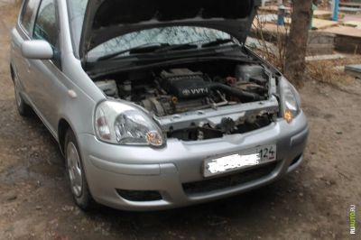 Лот: 3608630. Фото: 1. Toyota Vitz. Автомобили