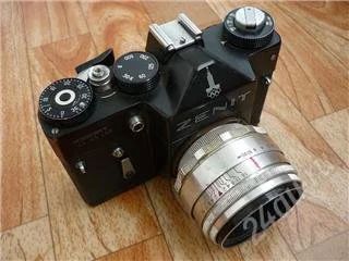 Лот: 106958. Фото: 1. фотоаппарат зенит TTL, неисправный. Цифровые зеркальные