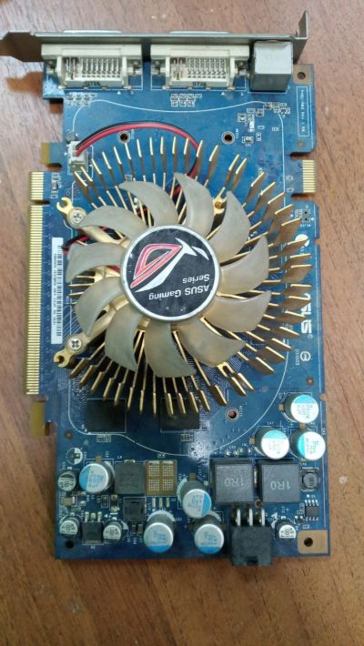 Лот: 16425371. Фото: 1. Видеокарта GeForce 8600GTS. Видеокарты