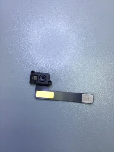 Лот: 5537454. Фото: 1. Apple iPad mini фронтальная камера... Видео- и фотокамеры