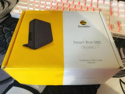 Лот: 24399463. Фото: 1. Роутер Билайн SMART BOX ONE. Маршрутизаторы (роутеры)
