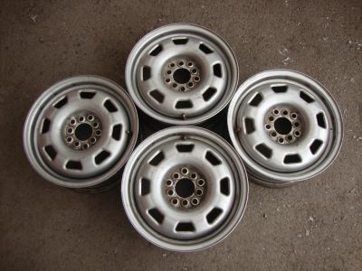 Лот: 16878295. Фото: 1. Комплект Оригинальных Зaводских... Диски