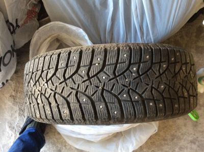 Лот: 12791133. Фото: 1. Резина Bridgestone spaike 02. Шины