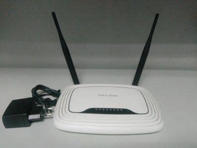 Лот: 9003287. Фото: 1. Продам Wi-Fi-роутер TP-LINK TL-WR841N... Маршрутизаторы (роутеры)