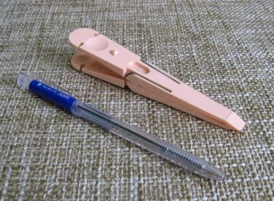 Лот: 2060818. Фото: 1. Пинцет для фотобумаги. Другое (аксессуары, расходные материалы)