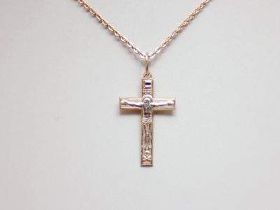Лот: 14168271. Фото: 1. ЗОЛОТОЙ КРЕСТ 2,46 ГРАММ. Другое (ювелирные изделия, бижутерия, часы)