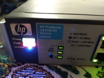 Лот: 13378219. Фото: 1. Коммутатор HP ProCurve 1810-24G. Коммутаторы