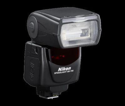 Лот: 8992181. Фото: 1. Вспышка Nikon Speedlight SB-700. Вспышки, осветители, рассеиватели