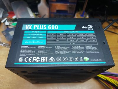 Лот: 25082384. Фото: 1. Блок питания 600 Вт AeroCool vx... Корпуса, блоки питания