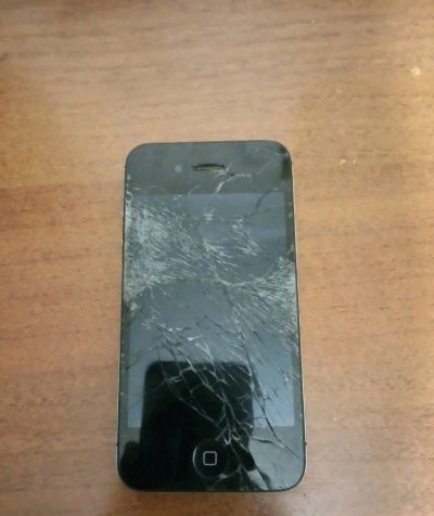 Лот: 14154386. Фото: 1. Iphone 4s. Смартфоны