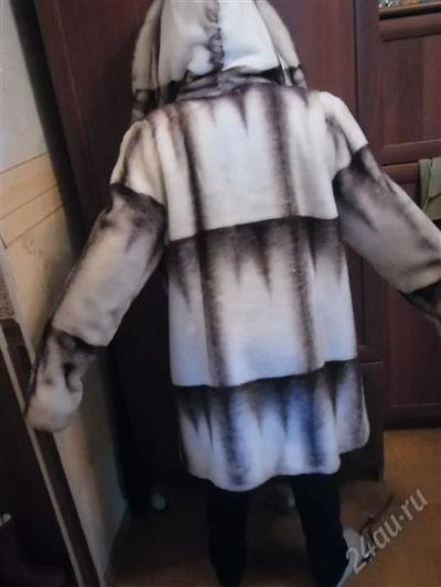 Лот: 1474043. Фото: 1. шуба искуственная. Верхняя одежда