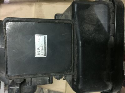 Лот: 12774104. Фото: 1. Датчик расхода воздуха Mitsubishi... Двигатель и элементы двигателя