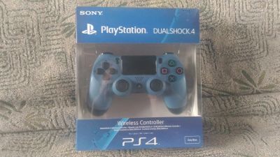 Лот: 13661330. Фото: 1. Геймпад DualShock 4 (Grey Blue... Аксессуары для игровых приставок, консолей, геймпады