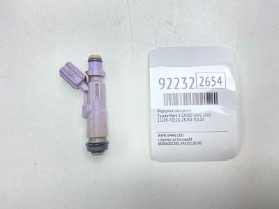 Лот: 23597160. Фото: 1. Форсунка топливная Toyota Mark... Топливная система