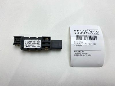 Лот: 24774765. Фото: 1. Датчик Airbag Porsche Cayenne... Двигатель и элементы двигателя