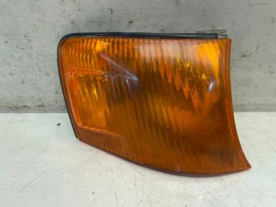 Лот: 23606788. Фото: 1. поворотник Toyota Chaser X100. Двигатель и элементы двигателя