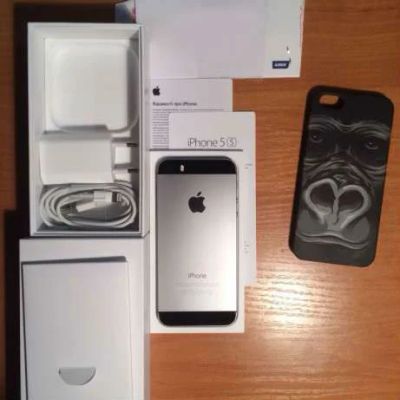 Лот: 9023943. Фото: 1. IPhone 5s 16gb. Смартфоны
