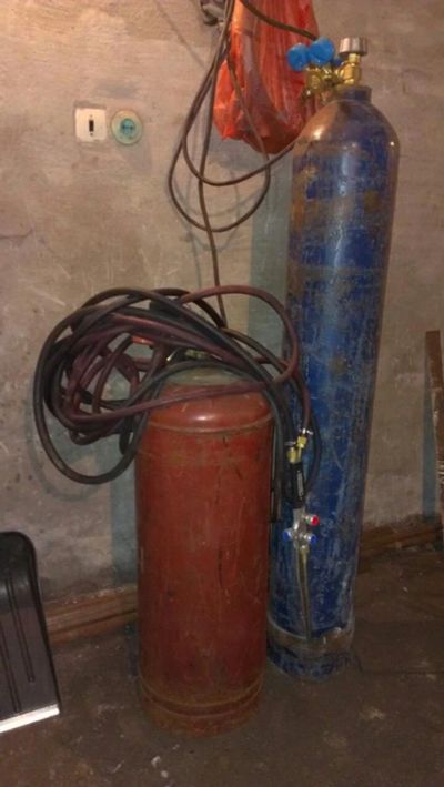 Лот: 3625569. Фото: 1. баллоны+оборудование... Баллоны, газ в баллонах