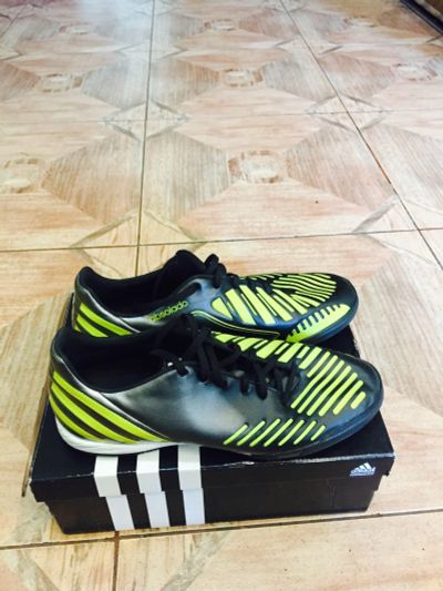 Лот: 11879039. Фото: 1. Грунты adidas predator. Кеды, кроссовки