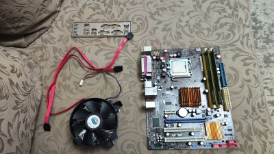 Лот: 21392434. Фото: 1. asus p5qpl am + pentium e5200... Комплекты запчастей