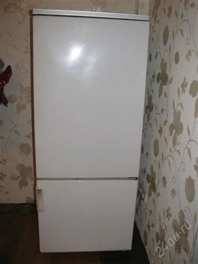 Лот: 2011601. Фото: 1. Бирюса 18. Холодильники, морозильные камеры