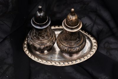 Лот: 16754157. Фото: 1. Старинные солонка перечница. Предметы интерьера и быта