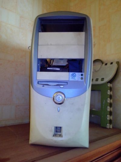 Лот: 7000385. Фото: 1. системный блок с материнской платой. Корпуса, блоки питания